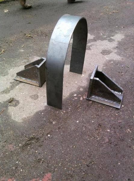 Неподвижные хомутовые опоры для трубопроводов